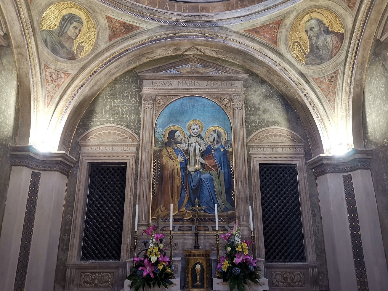 Affreschi santa maria infraportas