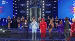 Antonio Mezzancella vince la 1^ puntata del torneo di "Tale e Quale Show"