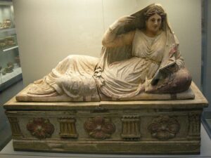 Arte_etrusca sarcofago di thanunia seianti - Fonte: Wikimedia Autore: Sailko Licenza: CC BY-SA 3.0 Unported