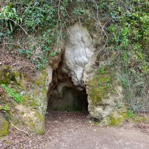 Antico passaggio sentiero1