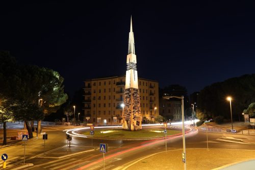 Lancia di Luce di_notte 2 Sailko