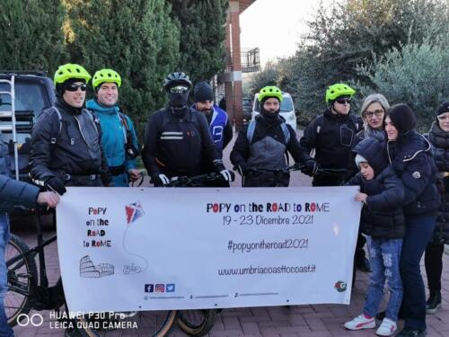Popy on the road to Rome. Partenza_283502687072906_8126660474218412302_n